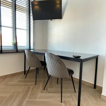 Luxurious For 6 Guests In The Inner - 52-7 Apartament *