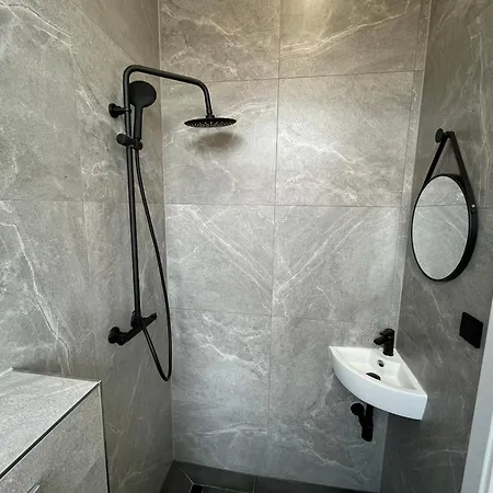 Luxurious For 6 Guests In The Inner - 52-7